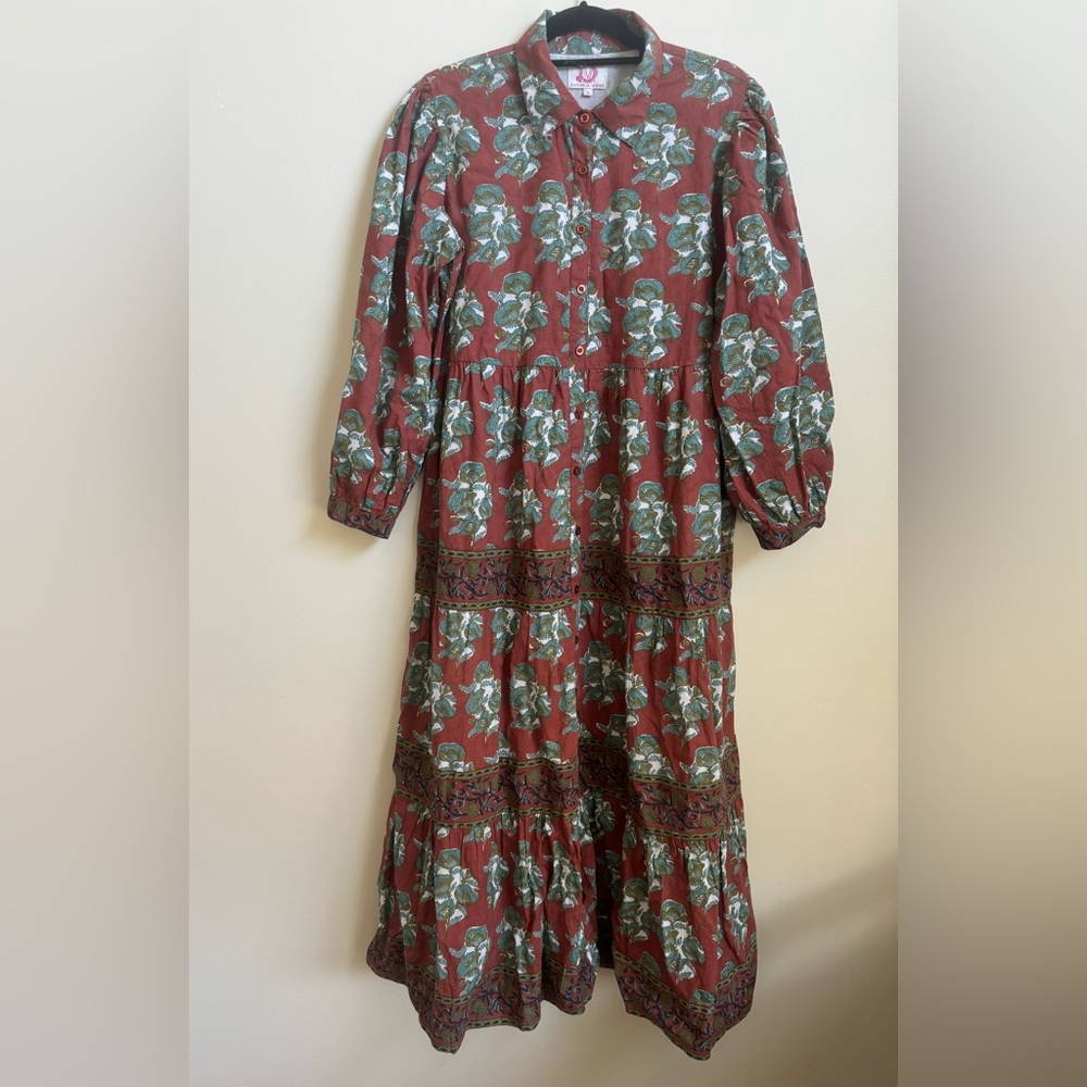 Victoria Dunn long sleeve brown and green maxi dress size Large